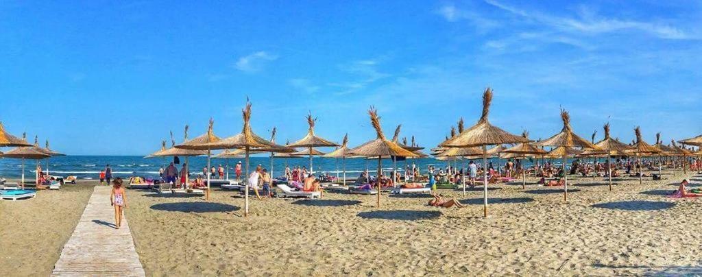 Mamaia Nord Apartament Năvodari Eksteriør billede